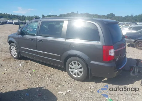 2015 Chrysler Town & Country Touring from USA, damaged, VIN 2C4RC1BG2FR756135